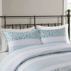 Flor 4 Piece Seersucker Coverlet Set with Throw Pillow