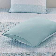 Flor 4 Piece Seersucker Coverlet Set with Throw Pillow